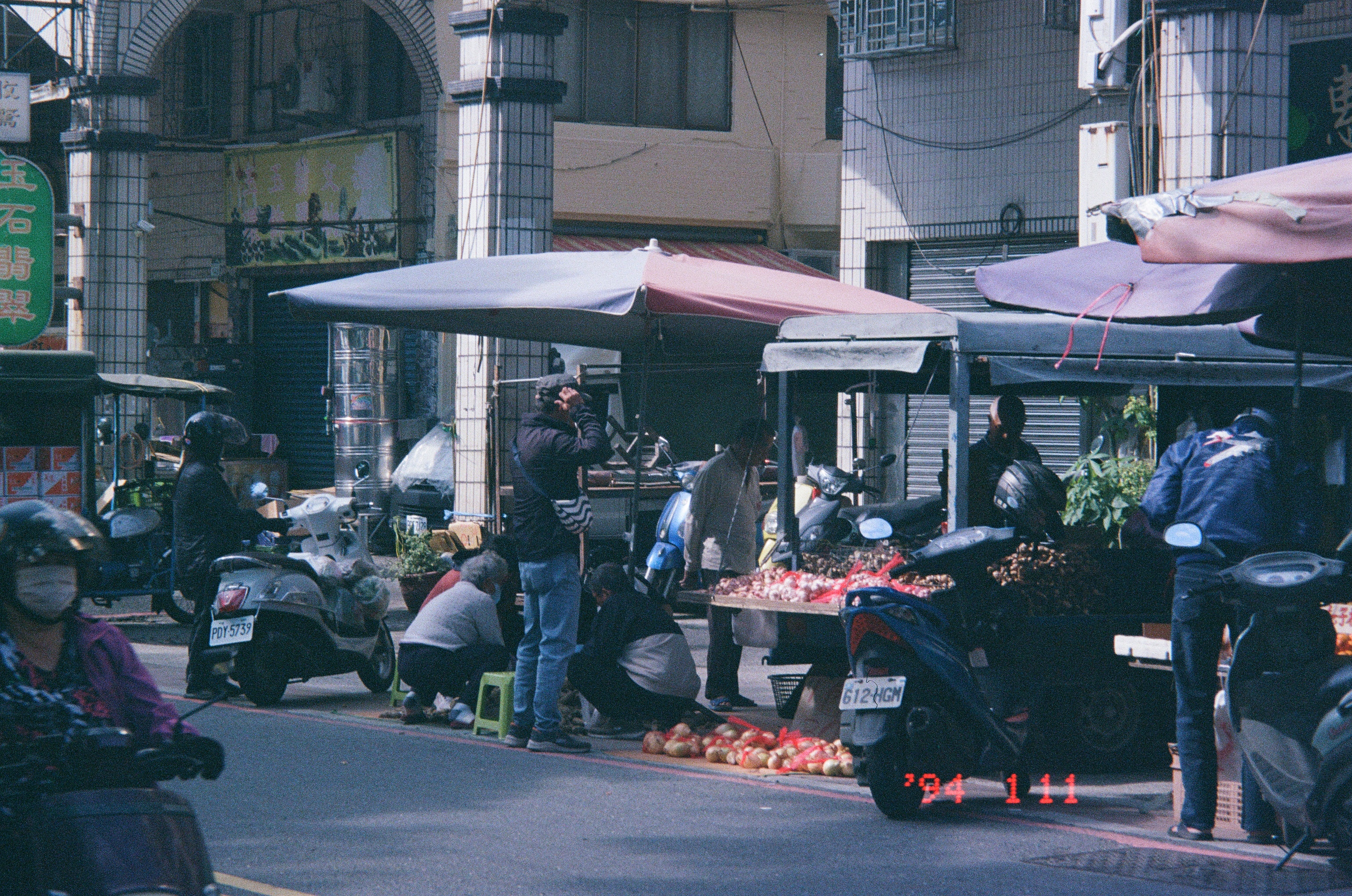 Roll #9 — Nikon ZOOM 500AF 33